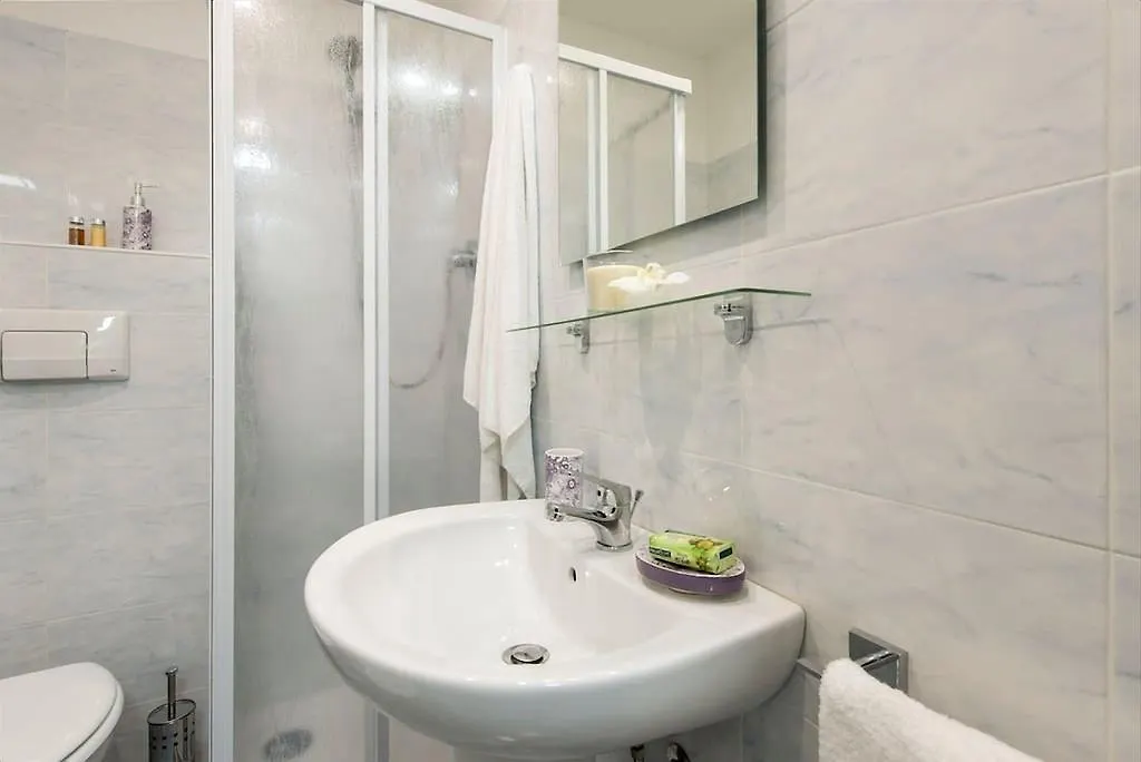Apartamento Porta Garibaldi White Flat Milán 0*,  Italia